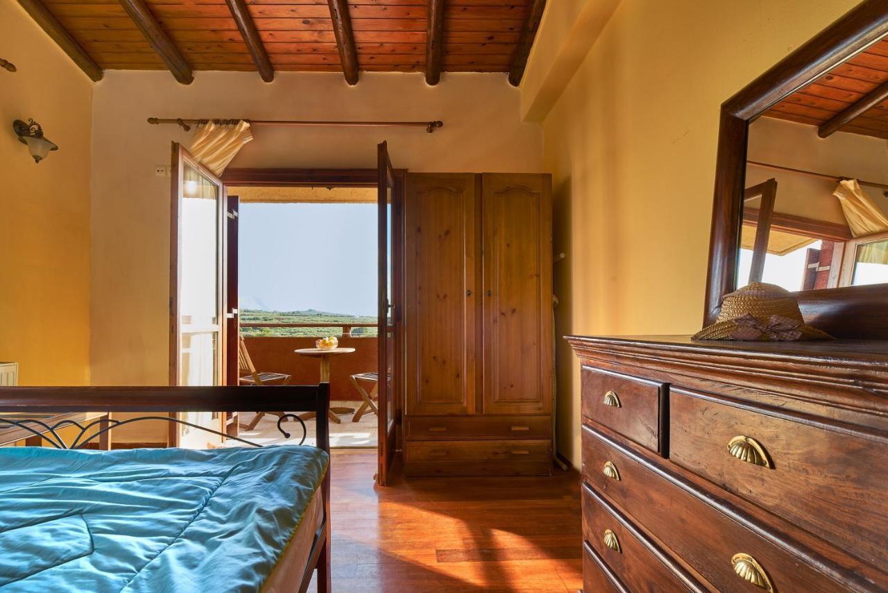 Villa Evenos Of 3 Bedrooms - Irida Country House Of 2 Bedrooms With Private Pools Елафониси Екстериор снимка